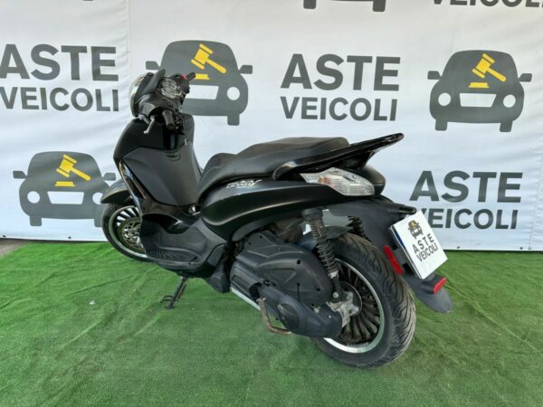 Piaggio Beverly 300 - immagine 4