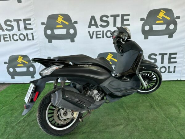 Piaggio Beverly 300 - immagine 5