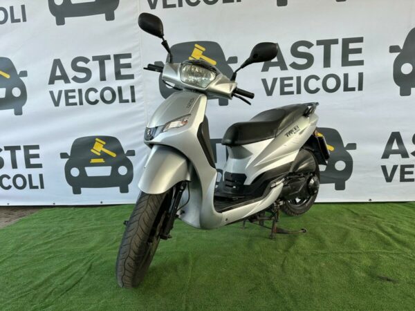 PEUGEOT TWEET 125 - immagine 3