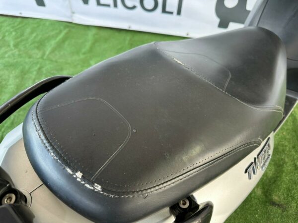 PEUGEOT TWEET 125 - immagine 11