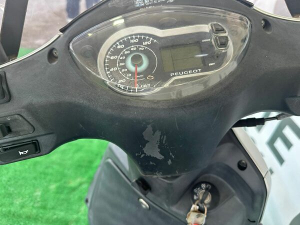 PEUGEOT TWEET 125 - immagine 3