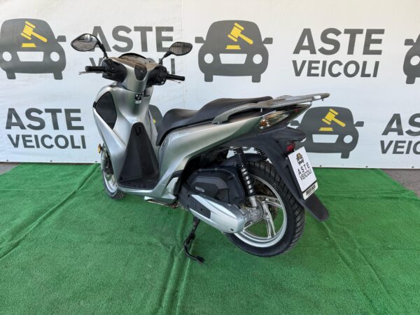 HONDA SH 150 - immagine 7