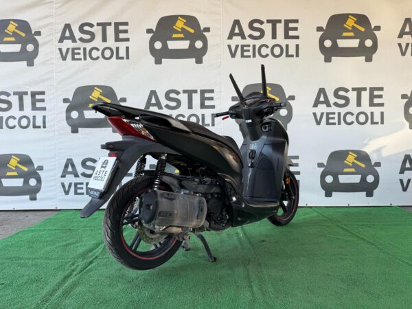 HONDA SH 300 - immagine 4