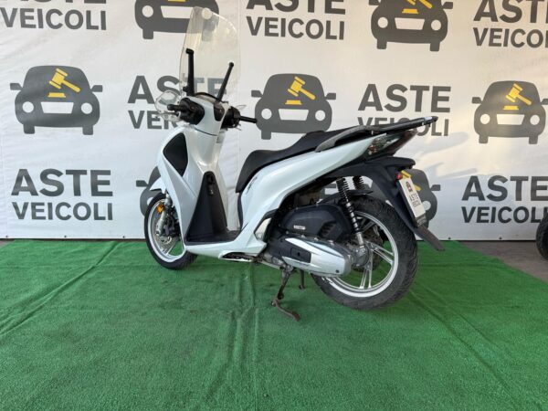 HONDA SH 125 - immagine 5